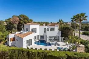 Villa with terrace, garden & barbecue | Sea view | Good for workation - Image 5