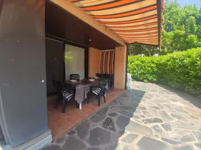 Voll ausgestattete wunderschöne Wohnung mit Pool und Garten - Image 3