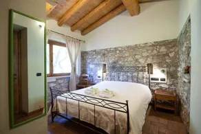 Agriturismo Biobiò tra Lago di Garda e Lago d'Idro: DAMA Camera doppia-matrimoniale 1 (con letto a castello) - Image 5