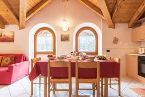 Flat with garden, terrace & BBQ | Mountain view - Image 5