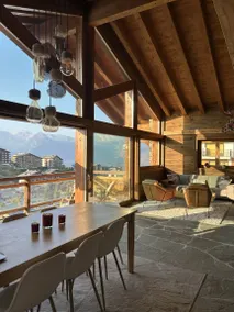 Apartment with pool - Image 2