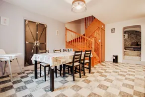 House with barbecue & garden - Image 3