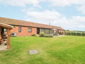Fully equipped wonderful cottage with barbeque & garden | Beach view | Pets are welcome - Image 3