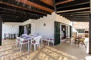House with barbeque, private pool & terrace | Sea view - Image 4