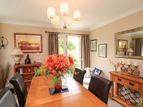 Cottage with garden - Image 5