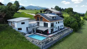Flat with terrace, sauna & pool | Mountain view - Image 2