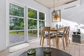 Pleasant holiday home with terrace & barbeque | Beach nearby - Image 4