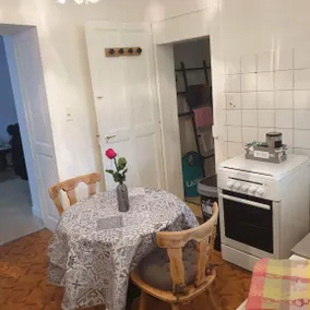 Appartamento con terrazza e griglia - Image 3