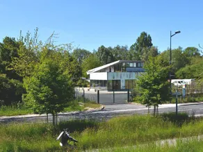 Charming mobile home with terrace - Image 2