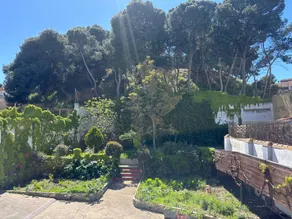 Casa ideal para familias con terraza, jardín y piscina | Vistas al jardín | Ideal para teletrabajar | Se admiten mascotas - Image 2
