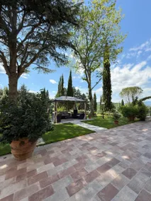 Nice private room with terrace, BBQ & garden | City view - Image 5