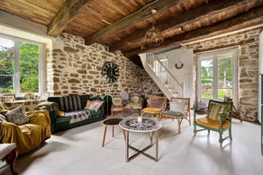 Casa rural apropiada para familias con terraza, barbacoa y jardín | Vistas al jardín | Ideal para trabajar remoto | Admite mascotas - Image 4