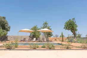 Family-oriented villa with garden, barbeque & pool | Mountain view | Suitable for remote work - Image 5