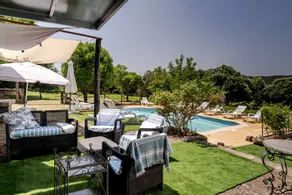 Agréable finca entièrement équipée avec jardin, terrasse et piscine privée | Vue montagne | Adaptée au travail à distance | Avec animaux admis - Image 2