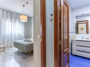 Holiday apartment with private pool - Image 5