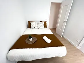 Grande chambre chez l'habitant - Image 3