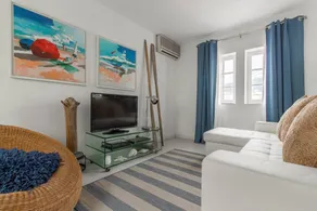 Beach and Mountain Apartment - Lisbon / Sesimbra - Image 2
