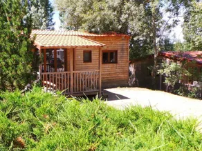 Chalet with terrace & pool - Image 4