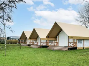 Children-friendly charming tent with pool | Next to the beach - Image 5