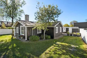 House with BBQ & terrace - Image 2