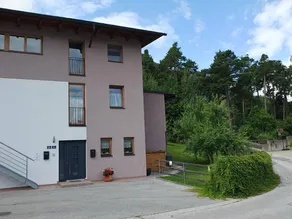 Family-friendly holiday apartment with garden | Mountain view - Image 4