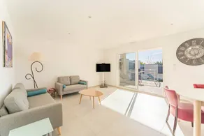 Flat with pool, sauna & barbecue - Image 4