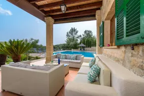 Spacious house with terrace, private pool & barbeque - Image 5