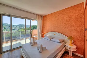 Gradevole appartamento totalmente attrezzato con terrazza | Vista sulla montagna | Perfetto per il lavoro da remoto - Image 3