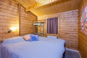 Lodge with terrace - Image 5