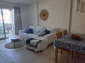 Voll ausgestattete Ferienwohnung mit Garten, Pool und Terrasse | Bergblick | Strand in der Nähe - Image 5
