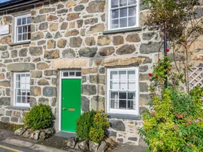 Family-oriented cottage with garden | Pets allowed - Image 2