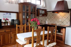 Apartamento con terraza y barbacoa - Image 3