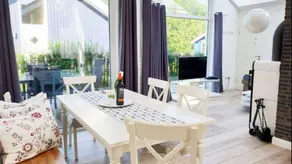 House with garden, BBQ & terrace - Image 2