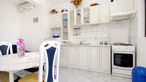 Lovely apartment with barbeque & terrace | Sea view | Pets allowed - Image 4