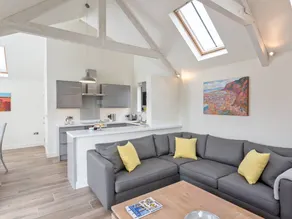 Child-friendly lovely cottage with garden, BBQ & terrace | River view - Image 4