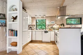 House with barbecue, garden & terrace | Dogs allowed - Image 4