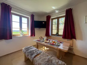 Family-oriented apartment with sauna, pool & terrace | Mountain view | Suitable for remote work - Image 3