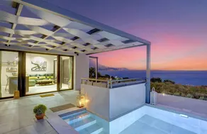 Villa with garden, terrace & private pool | Sea view - Image 2