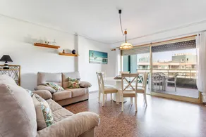 Holiday apartment with terrace & pool | Beach view - Image 3