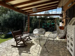 Familienorientiertes wunderschönes Ferienhaus mit Terrasse, privatem Pool und Whirlpool | Gartenblick | Perfekt für die Arbeit von Zuhause | Hunde erlaubt - Image 3