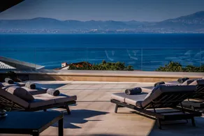 Villa with barbeque, pool & garden | Pool view - Image 3