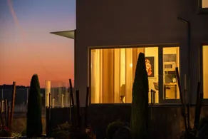 Flat with garden & terrace | Garden view - Image 2