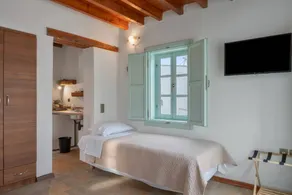 Charming dedicated room with pool | Sea view | Pets allowed - Image 5
