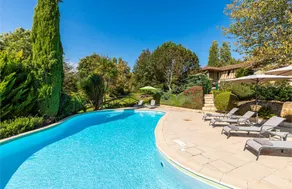 Villa with garden, terrace & private pool - Image 2