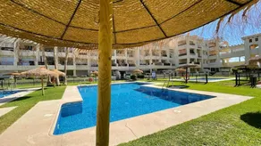 Nice flat with garden, terrace & pool | Close to the beach - Image 3