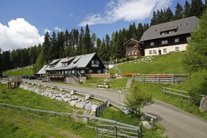 Family-friendly cabin with terrace, sauna & garden | Dogs allowed - Image 2