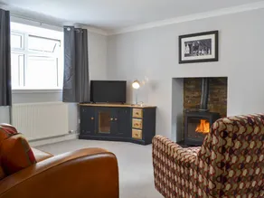 Child-friendly cottage with garden | Water view - Image 2