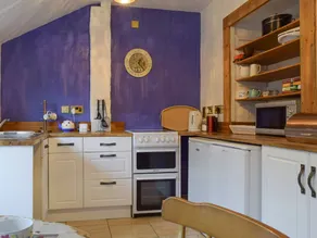 Family-friendly cottage with garden | River view | Pets are welcome - Image 5