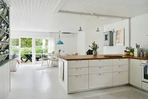 Family-friendly lovely holiday home with terrace & BBQ - Image 2