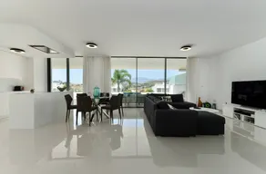 Fully equipped pleasant apartment with private pool, terrace & garden | Mountain view - Image 5